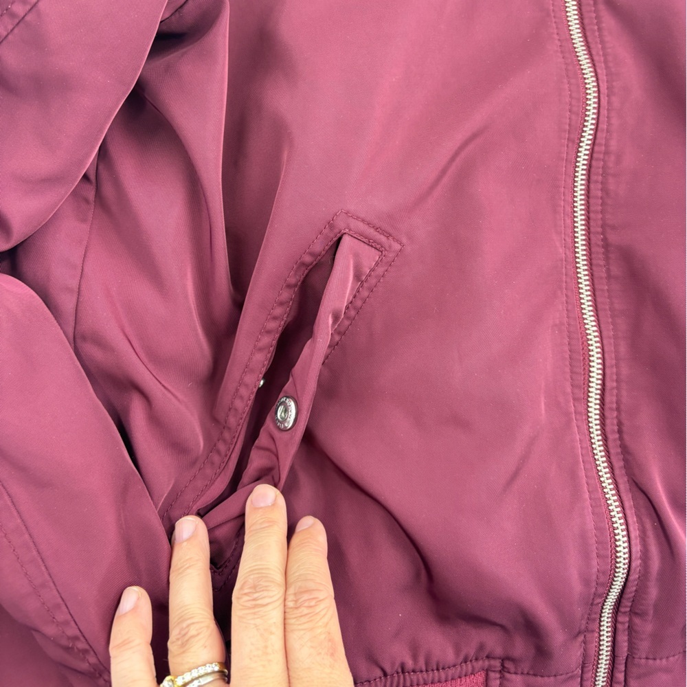 Abercrombie & Fitch Maroon Jacket - Picture 3 of 9